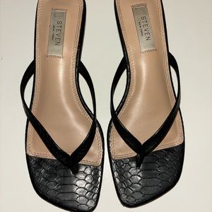 Steven| Kitten Heel size 6.5